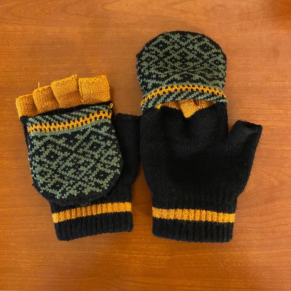 Beautiful Fingerless Gloves / Mittens
